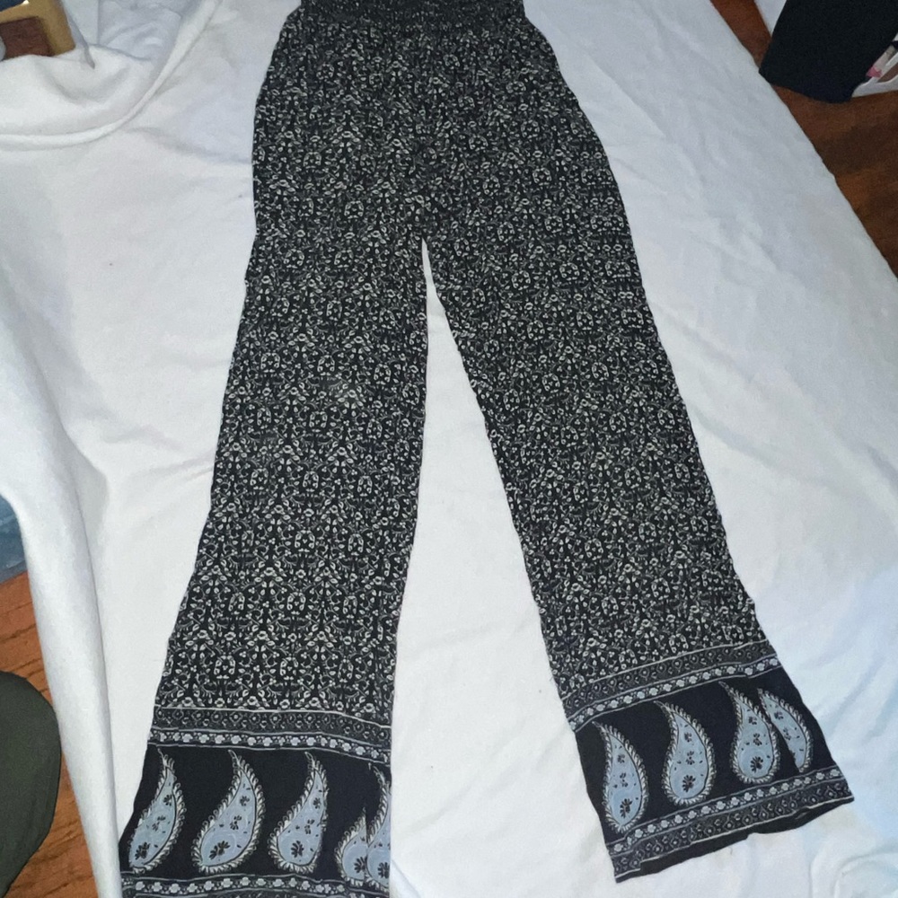 American Eagle Flowy Pants